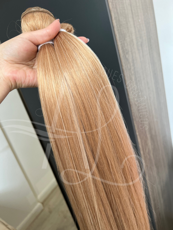 Textura de cabelo liso loiro realista