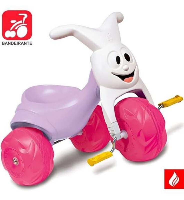 Triciclo Motoca Infantil A Pedal Resistente Rosa Bandeirante em